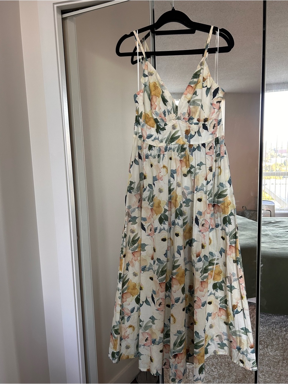 Cream Floral Midi Dress with V-Neck and Spaghetti Straps